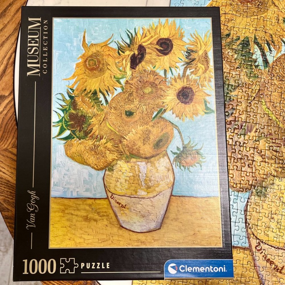 Gorgeous Van Gogh Sunflowers Museum Collection Puzzle 1,000 PC